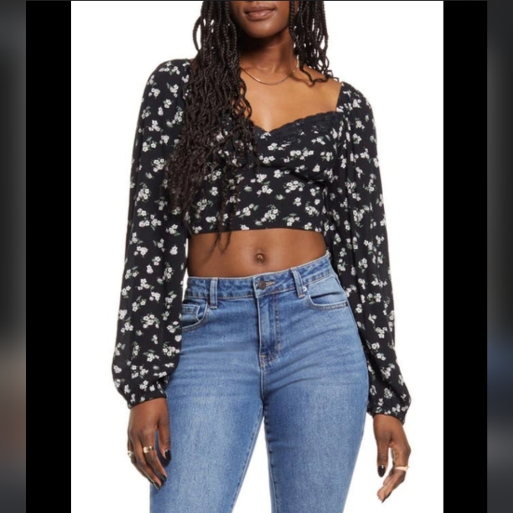 NEW BP Black Kasey Ditsy Floral Crop Size Small